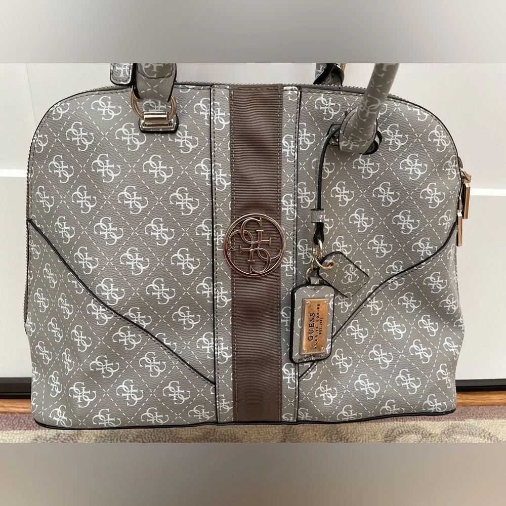 Vintage Guess gray crossbody bag purse Lena logo dome satchel 90’s y2k - Picture 2 of 10